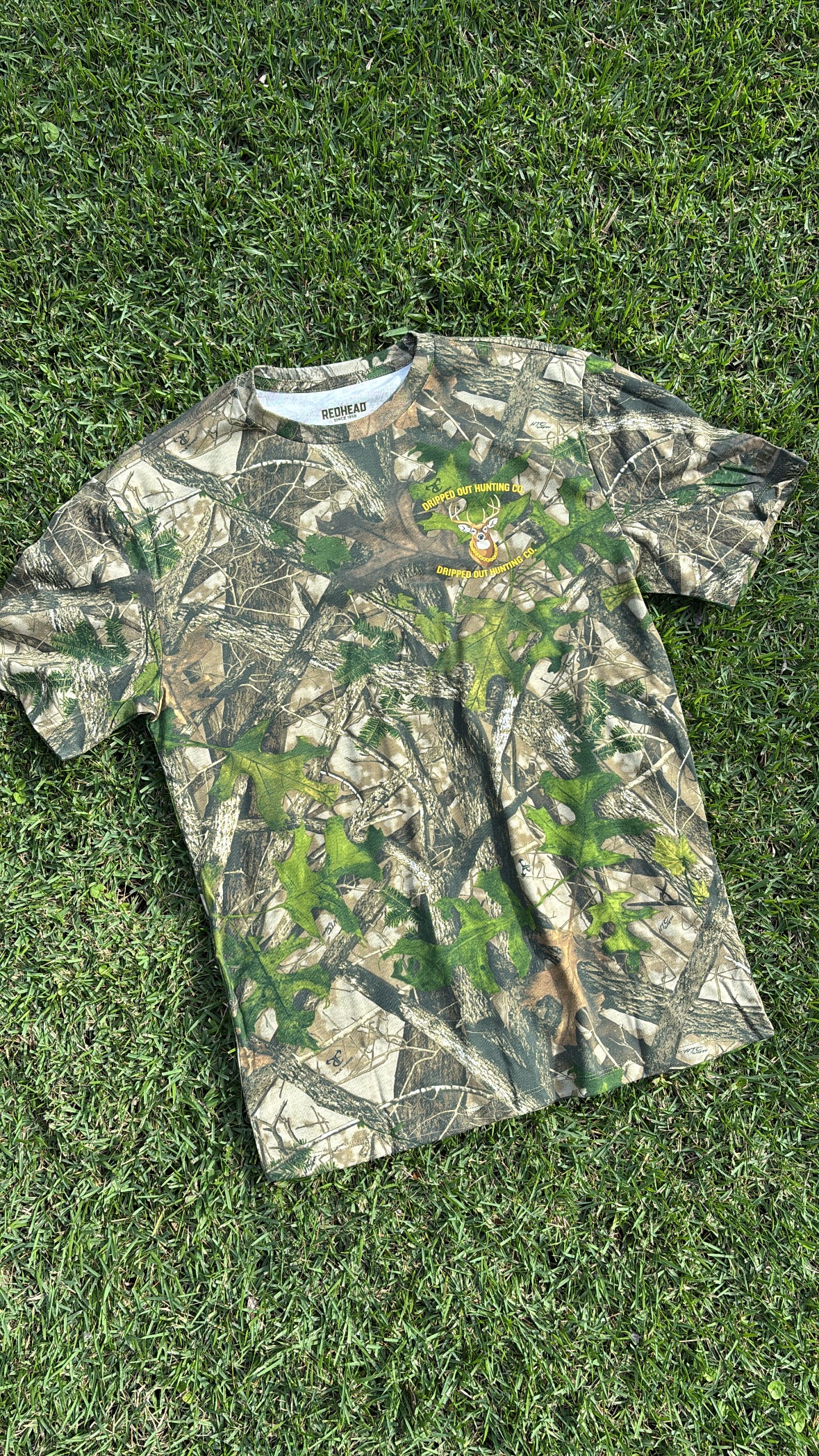 Short Sleeve Camo Buck Logo